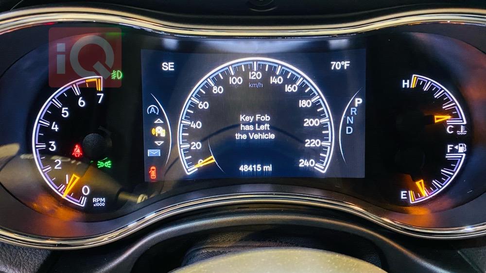 جیپ گراند شیرۆکی